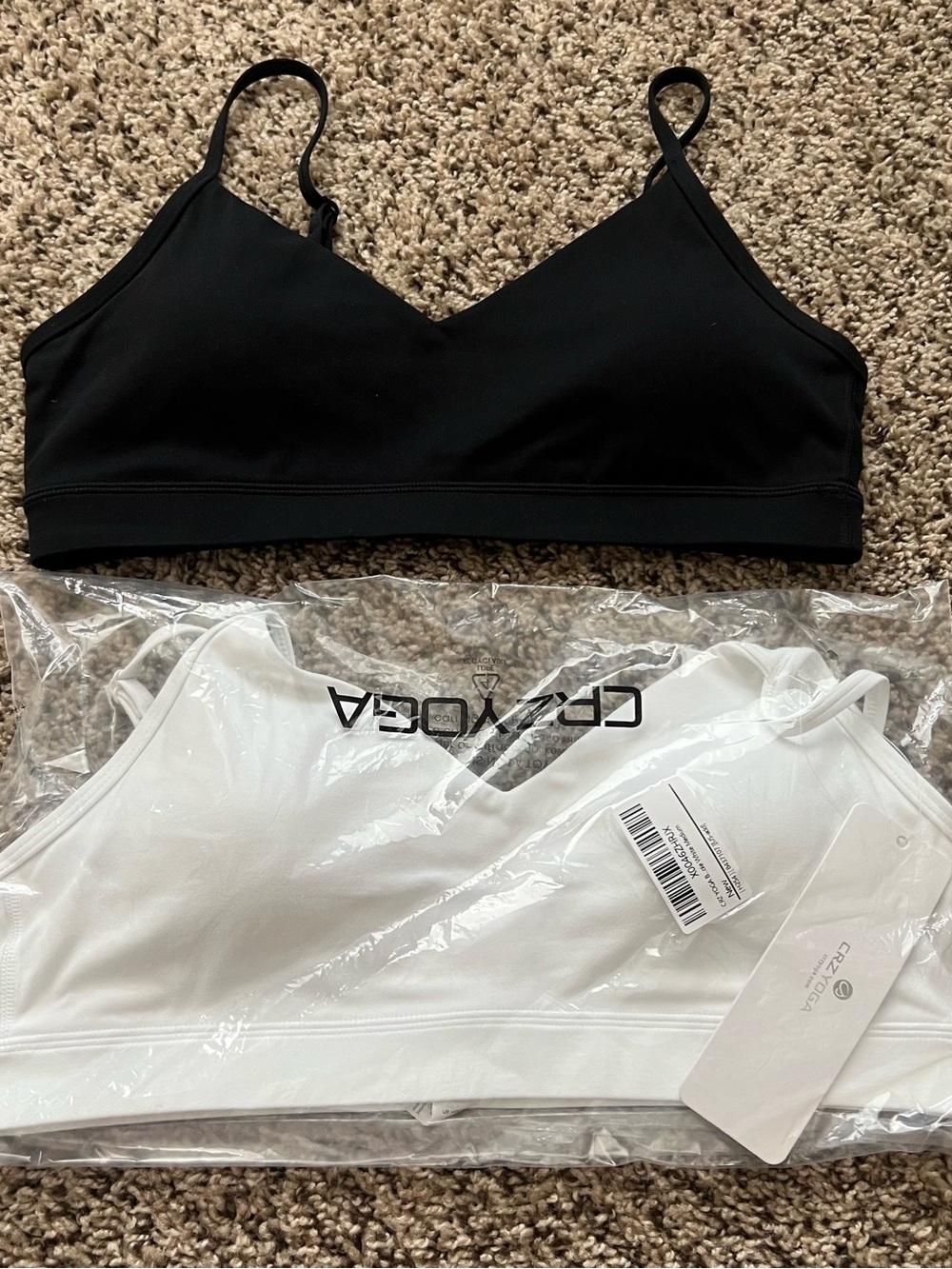 CRZ YOGA Black and White Butterluxe V-Neck Sports Bras - Set of 2